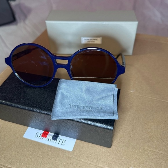 Authentic Thom Browne 58MM Round Sunglasses – Navy – NIB - Picture 7 of 10